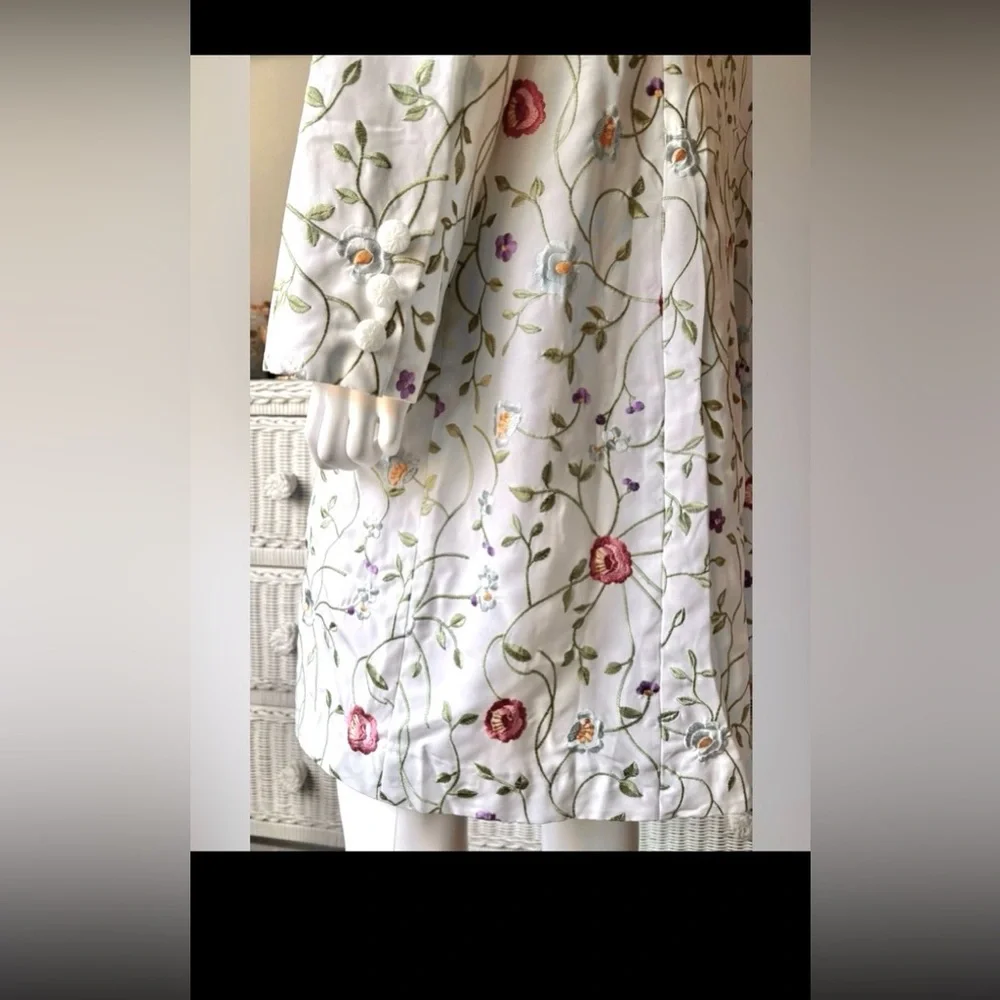 Maggie Sweet Vintage Longline Coat Dainty Floral Multicolor Embroidered Size L